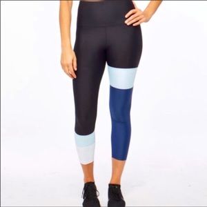 SoulCycle x Tully Lou Leggings Colorblock Medium